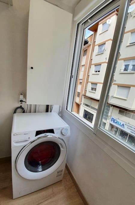 Acogedor Piso En El Centro De Sabinanigo Apartman Kültér fotó