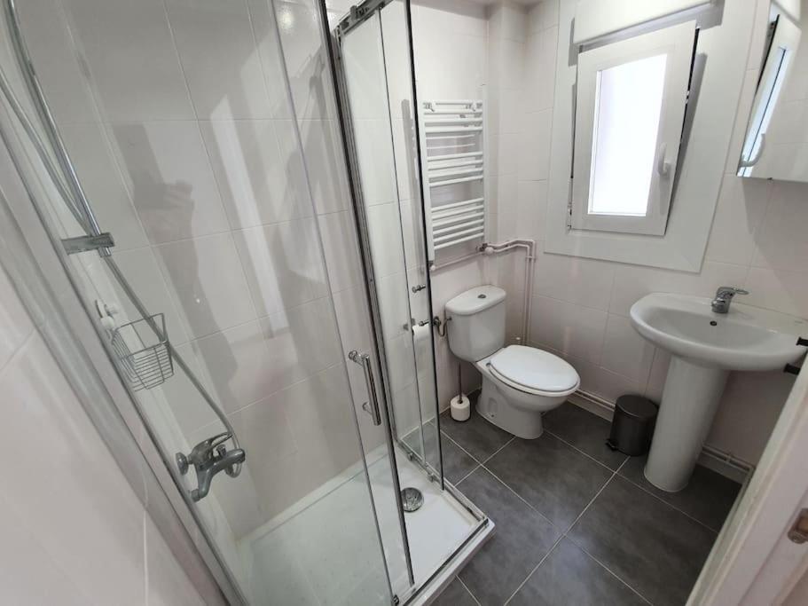 Acogedor Piso En El Centro De Sabinanigo Apartman Kültér fotó